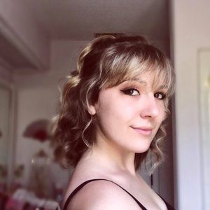 Meet your Posher, Brittany